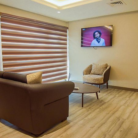 J'S Signature Hotel Port Harcourt Kültér fotó